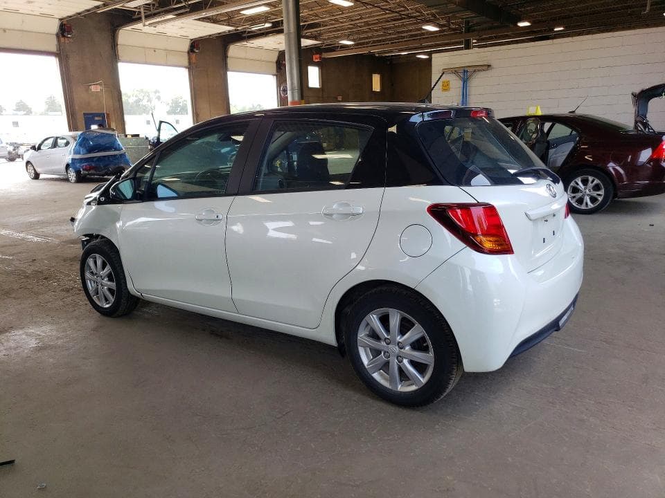 2017 TOYOTA YARIS 5-DOOR LE 2