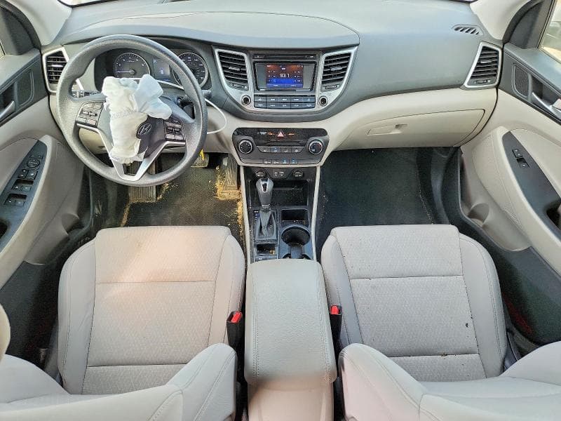 2017 HYUNDAI TUCSON SE 8