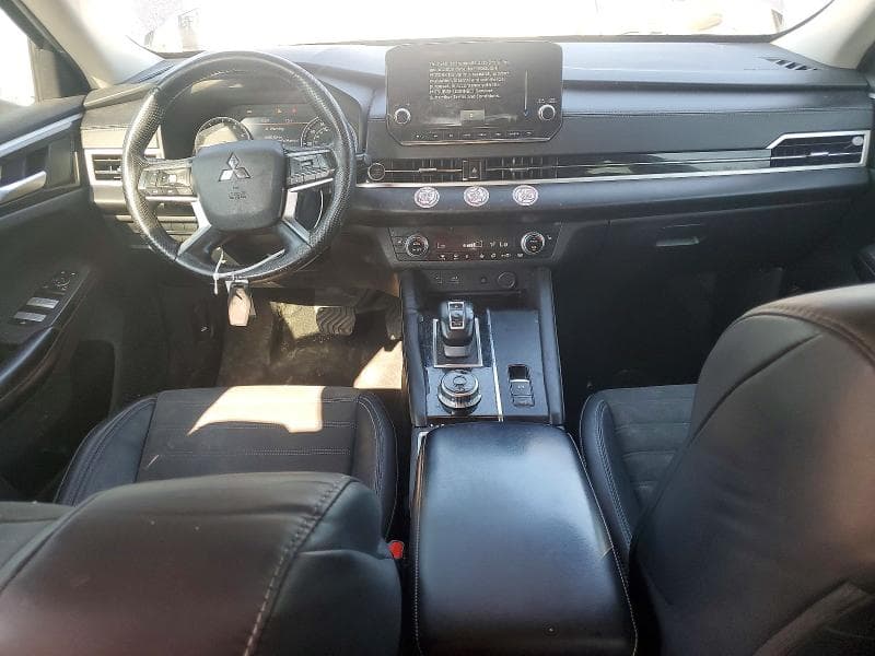 2022 MITSUBISHI OUTLANDER SE 8