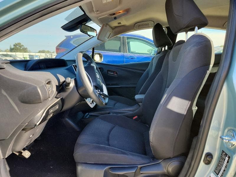 2017 TOYOTA PRIUS TWO 7