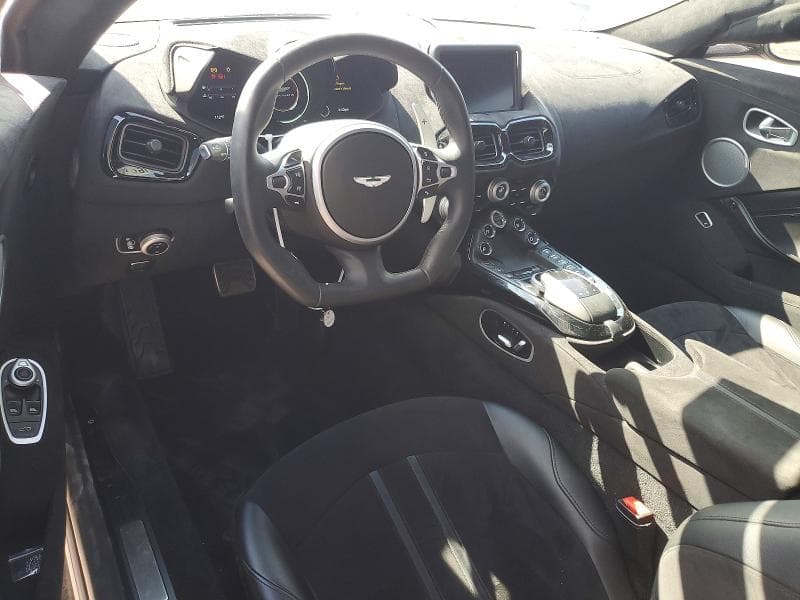 2019 ASTON MARTIN VANTAGE 8