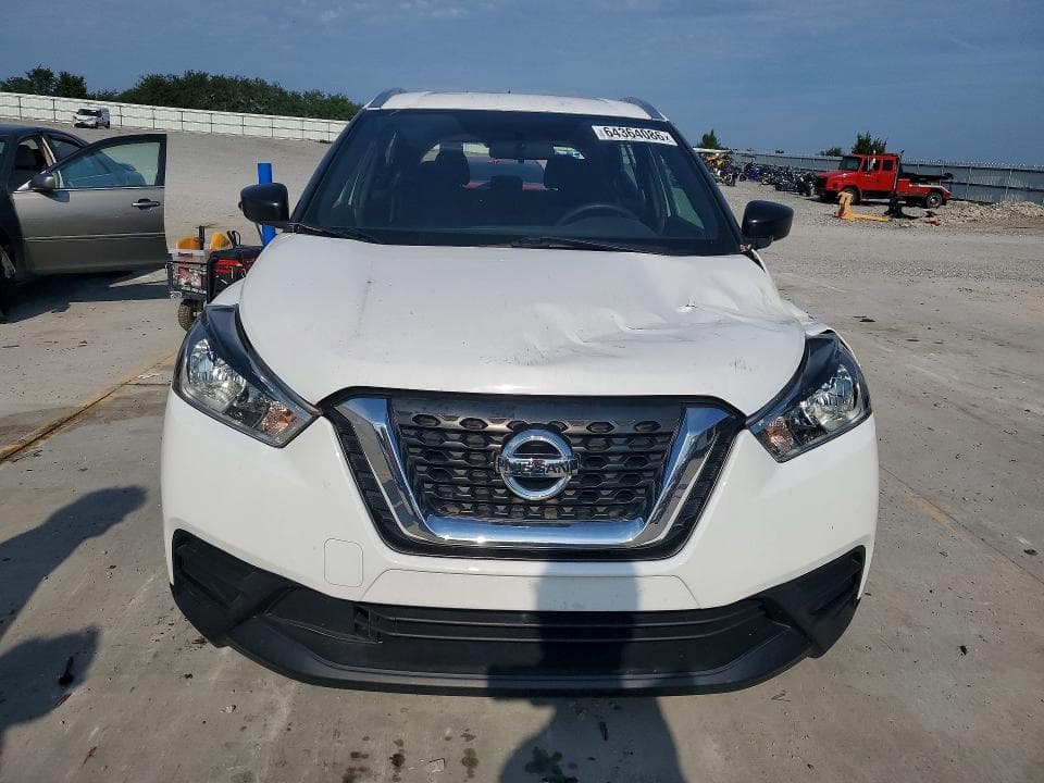 2018 NISSAN KICKS S 5