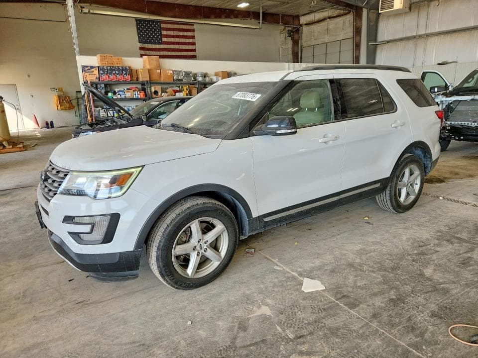 2017 FORD EXPLORER XLT - 1