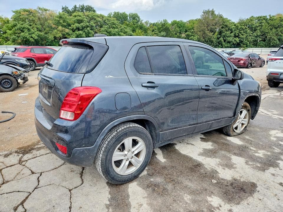 2020 CHEVROLET TRAX LS 3