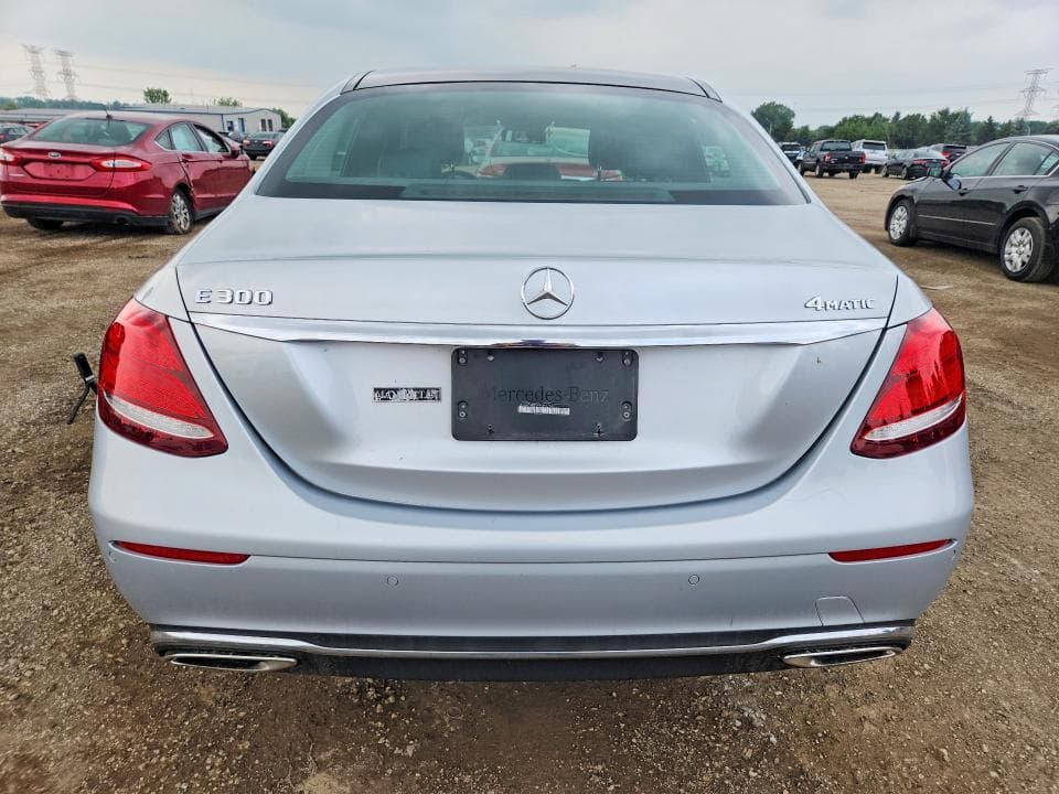 2017 MERCEDES-BENZ E 300 4MATIC 6