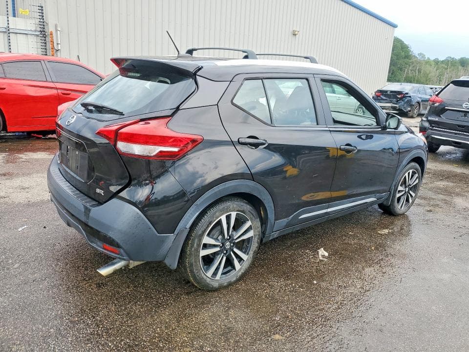 2019 NISSAN KICKS SR 3