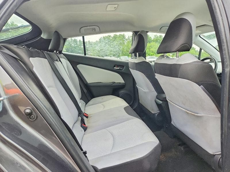 2018 TOYOTA PRIUS TWO 10