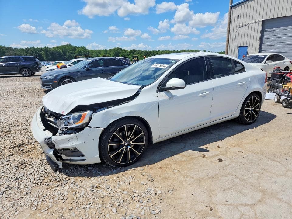 2017 VOLVO S60 - 1