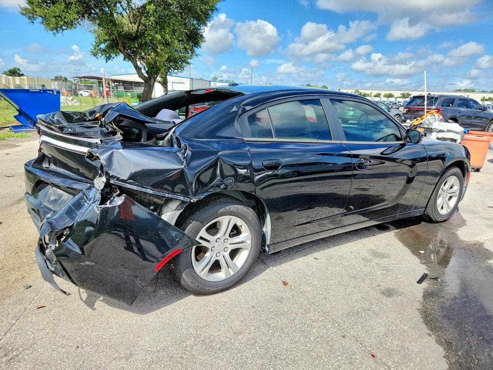 2019 DODGE CHARGER SXT 3