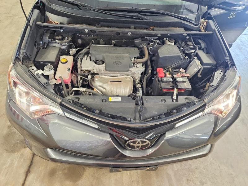 2018 TOYOTA RAV4 XLE 12