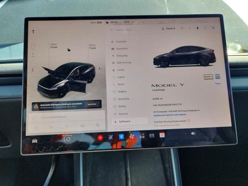 2026 TESLA MODEL Y 9
