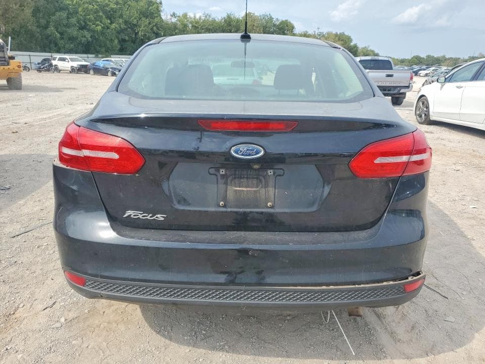 2018 FORD FOCUS S 6