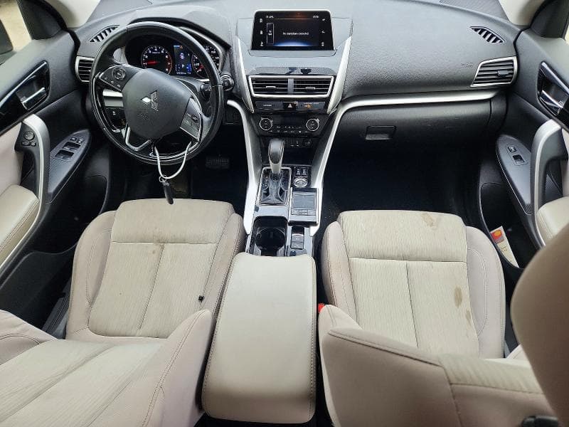 2018 MITSUBISHI ECLIPSE CROSS SE 8