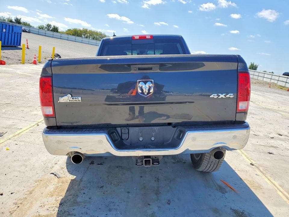 2019 RAM 1500 CLASSIC SLT 6