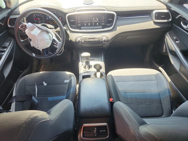 2019 KIA SORENTO LX 8