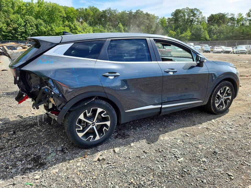2025 KIA SPORTAGE EX 3