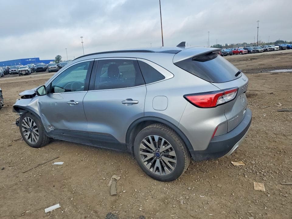 2022 FORD ESCAPE TITANIUM 2