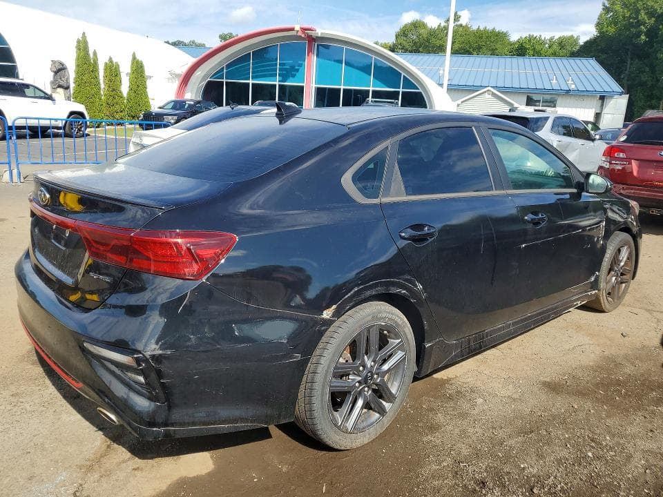 2021 KIA FORTE GT LINE 3
