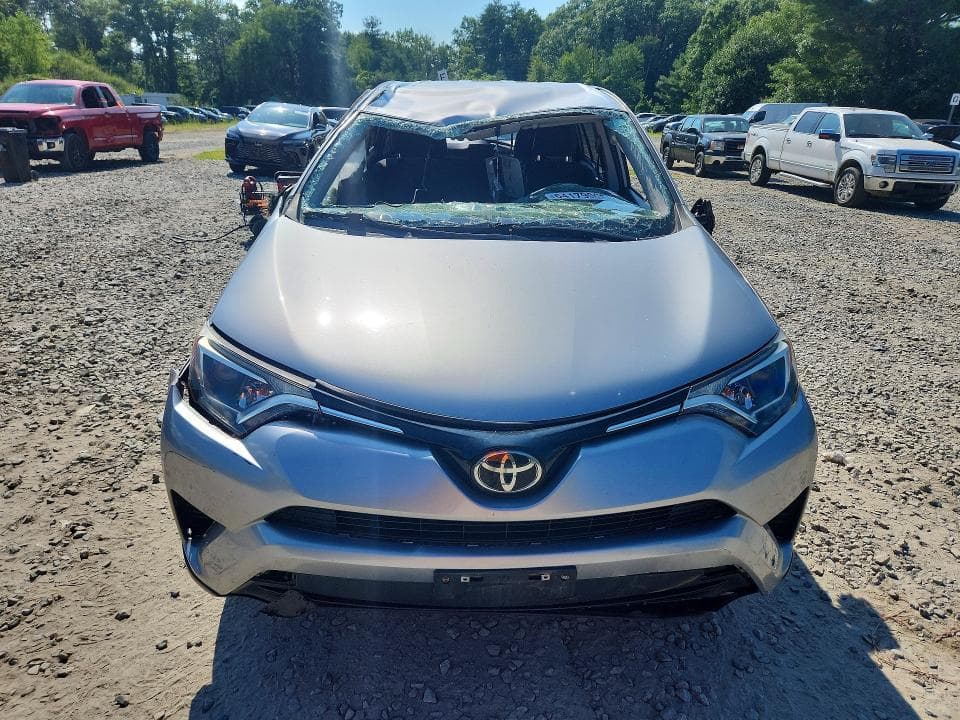 2018 TOYOTA RAV4 LE 5