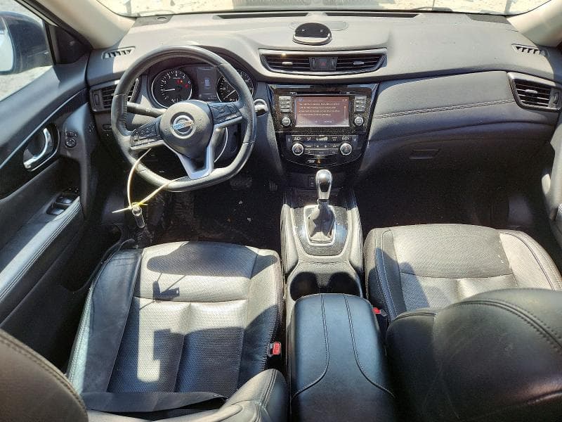 2017 NISSAN ROGUE SL 8