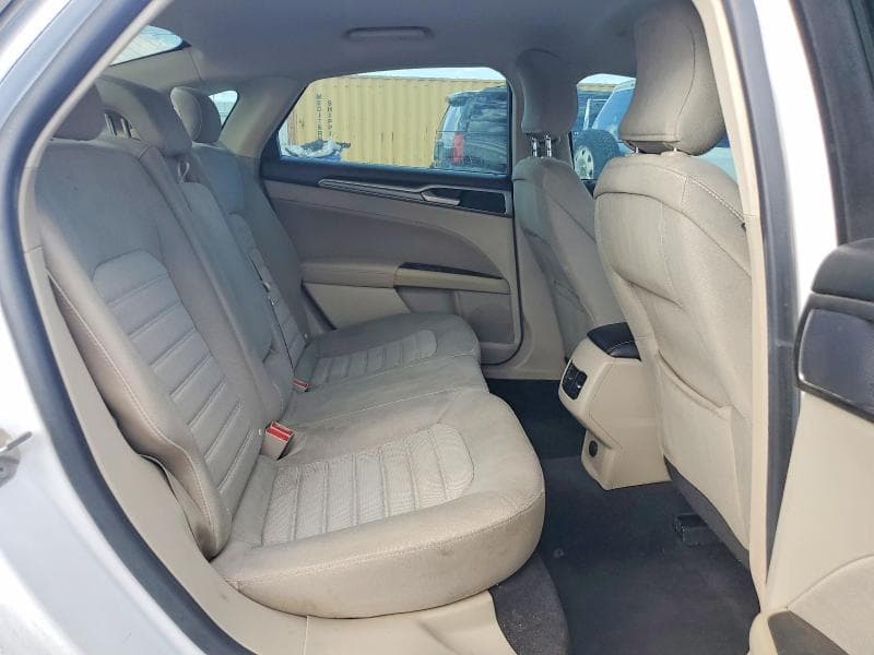 2019 FORD FUSION SE 10