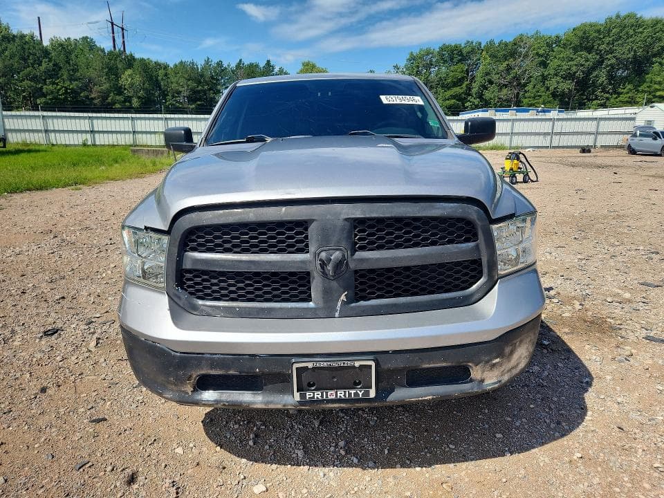 2019 RAM 1500 CLASSIC SLT 5