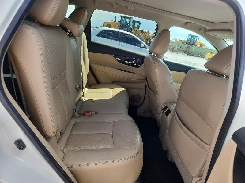 2017 NISSAN ROGUE SL 11