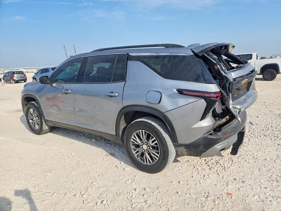 2025 CHEVROLET TRAVERSE LT 2