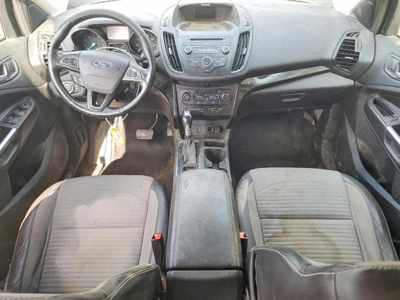 2017 FORD ESCAPE SE 8