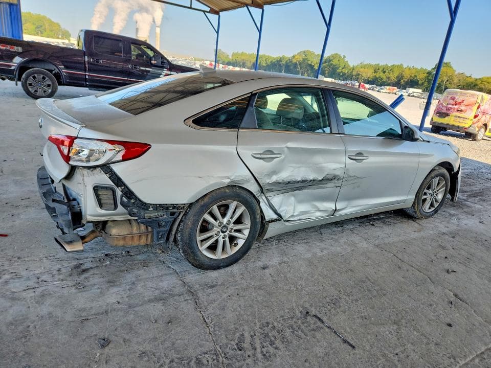 2017 HYUNDAI SONATA SE 3