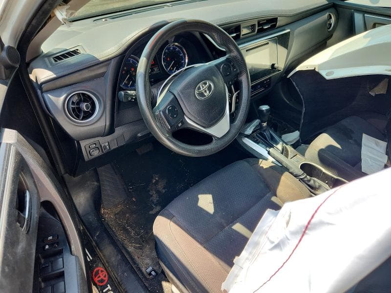 2018 TOYOTA COROLLA LE 8
