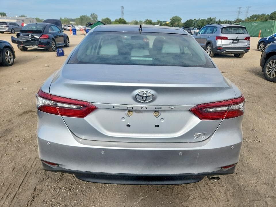 2023 TOYOTA CAMRY XLE 6