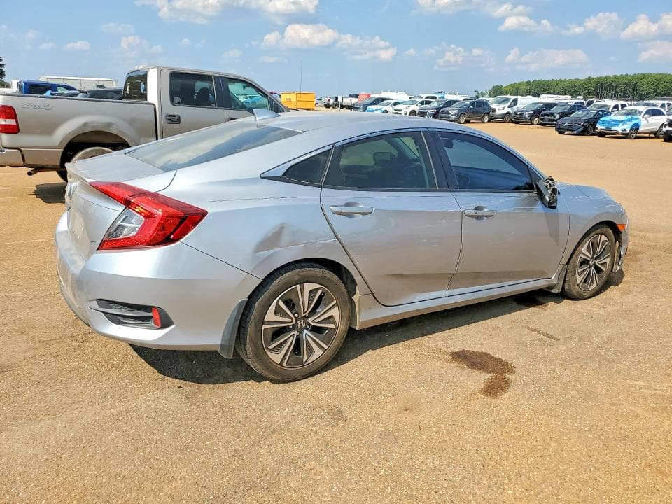 2017 HONDA CIVIC EX 3