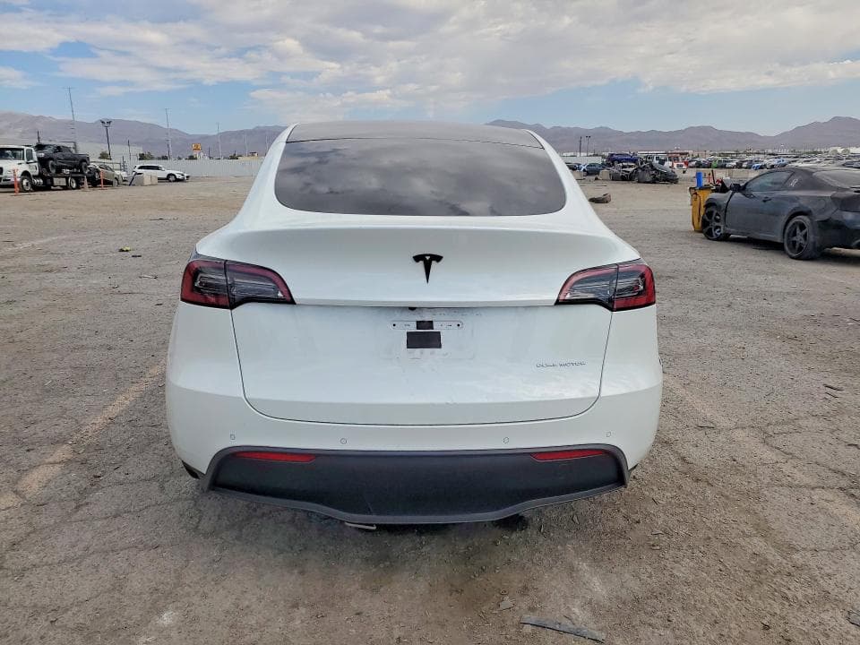2022 TESLA MODEL Y 6