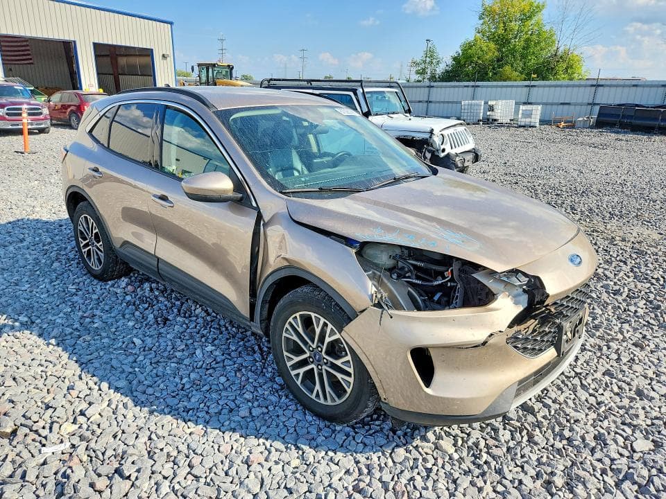 2020 FORD ESCAPE SEL 4