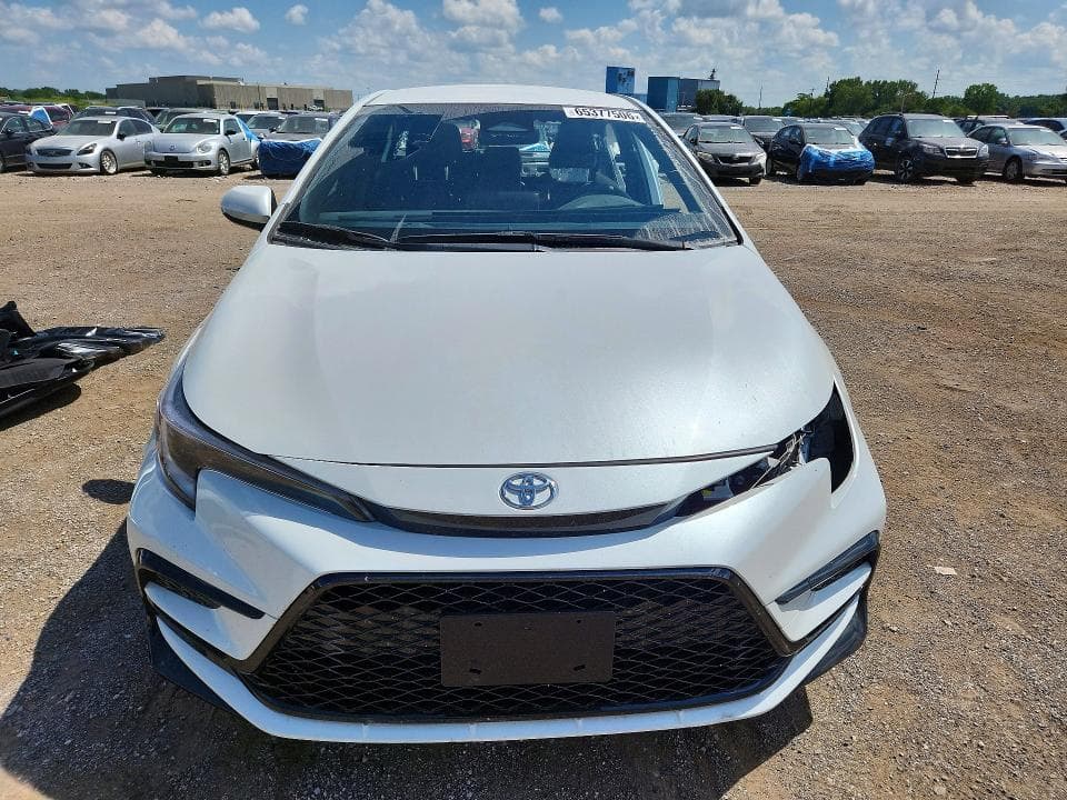 2026 TOYOTA COROLLA HYBRID SE 5