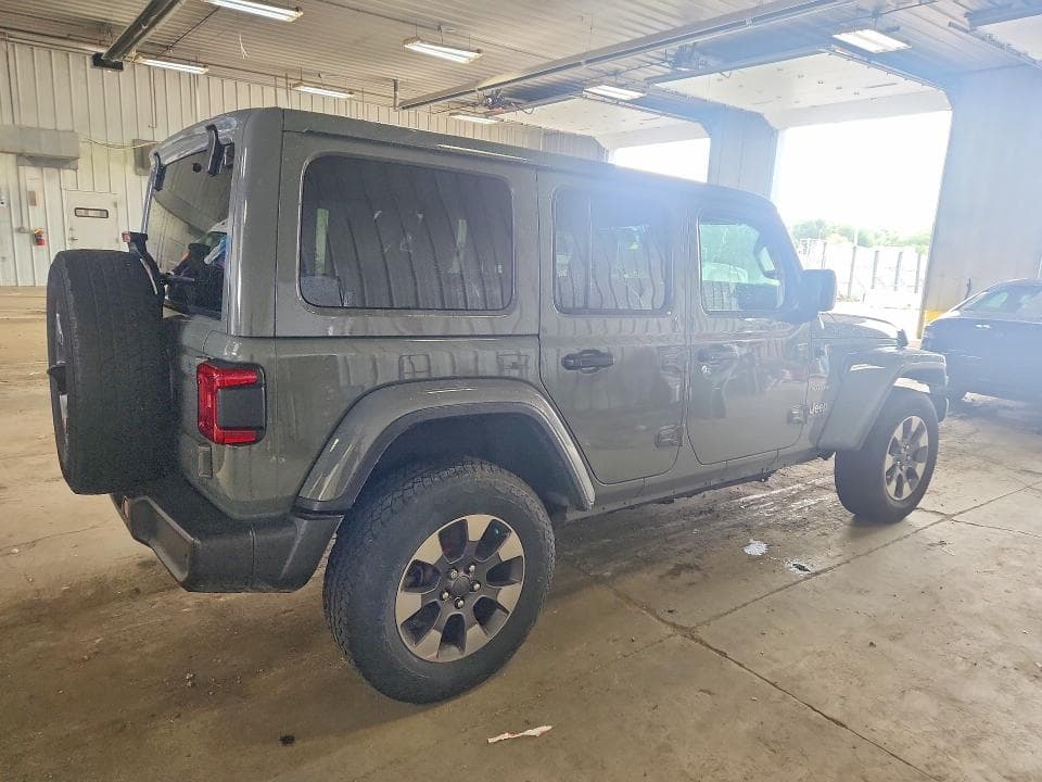2018 JEEP WRANGLER UNLIMITED SAHARA 3