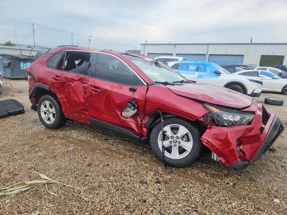 2019 TOYOTA RAV4 XLE 4