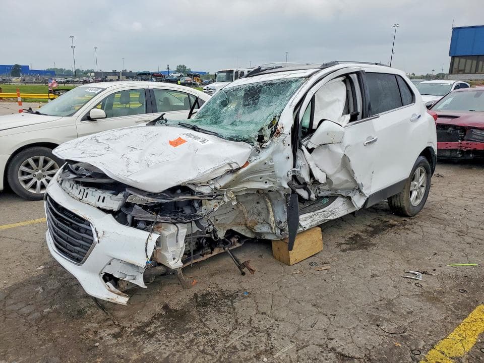 2019 CHEVROLET TRAX 1LT - 1