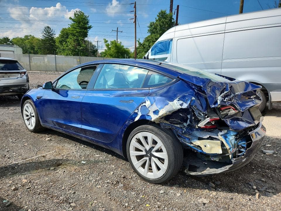2022 TESLA MODEL 3 2