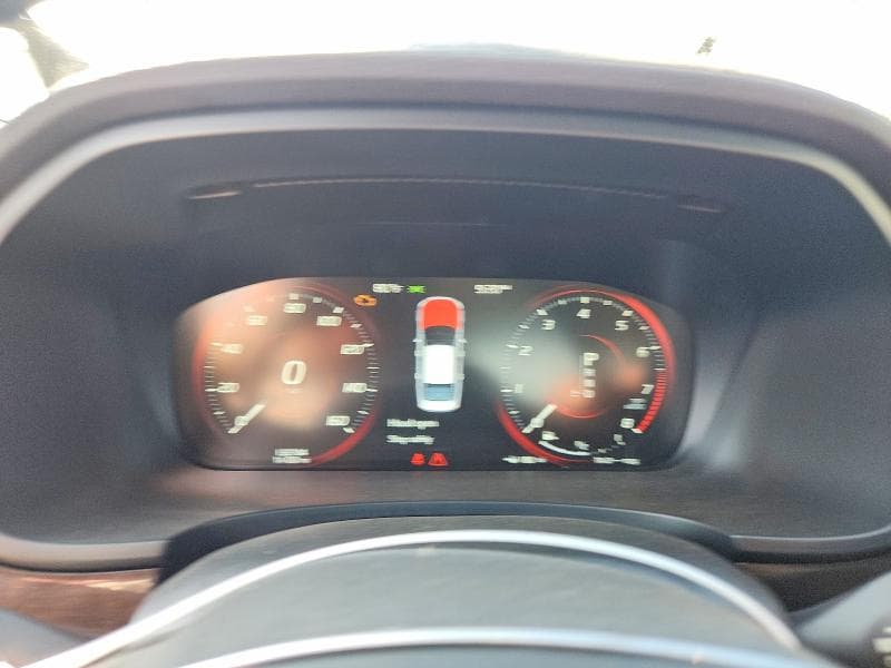 2018 VOLVO S90 T5 MOMENTUM 9
