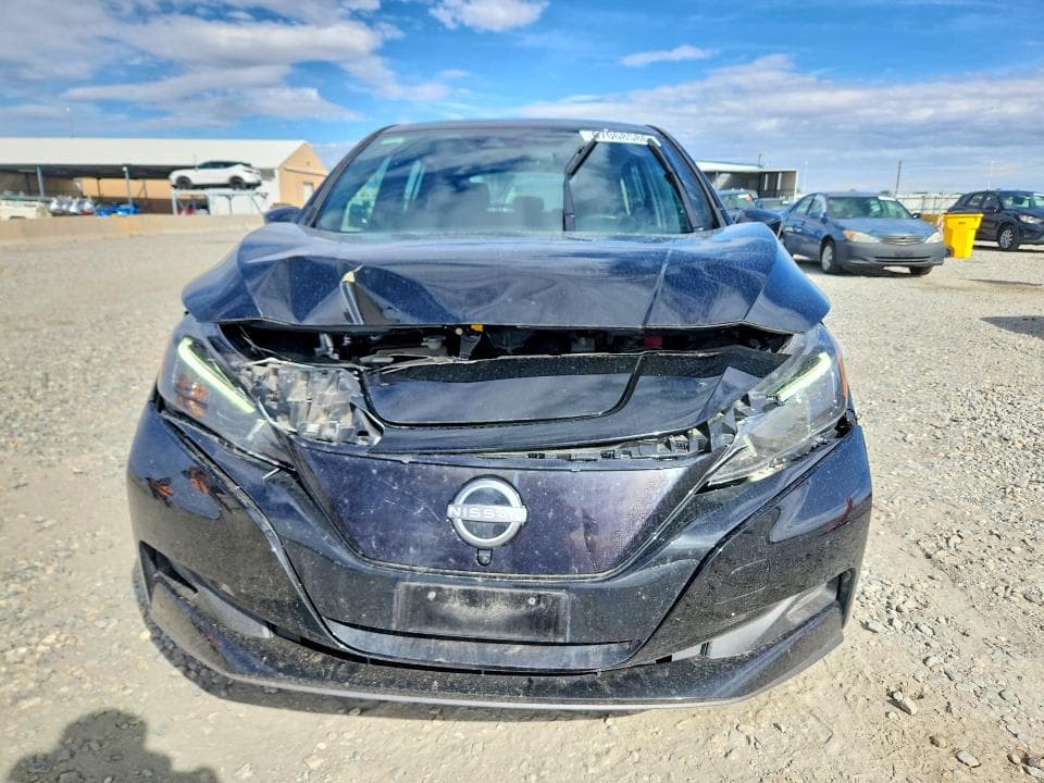 2025 NISSAN LEAF SV PLUS 5