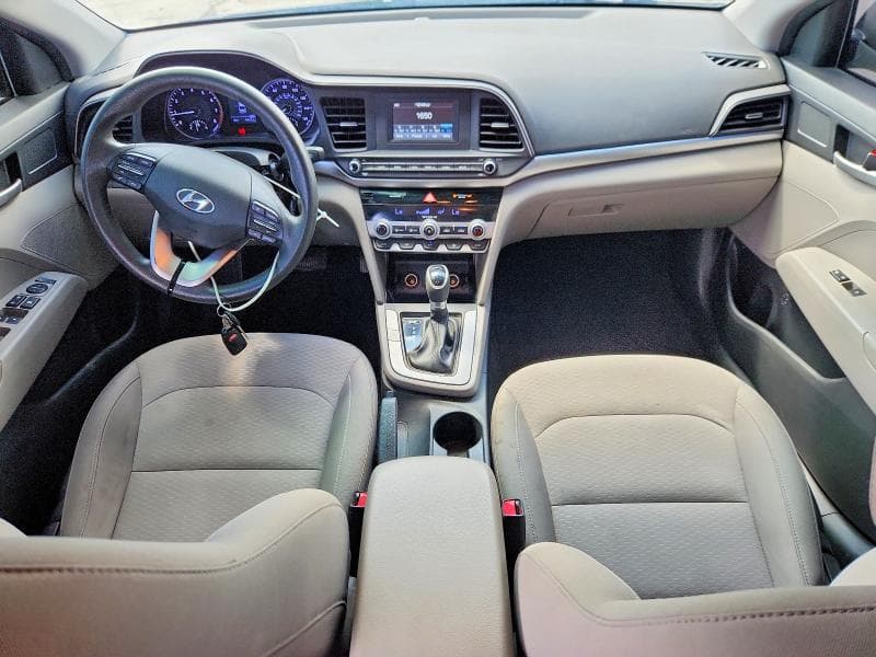 2020 HYUNDAI ELANTRA SE 8