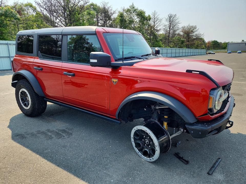 2023 FORD BRONCO BASE 4