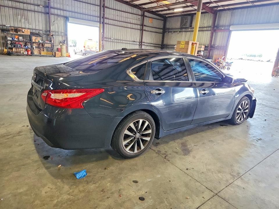 2017 NISSAN ALTIMA 2.5 SV 3