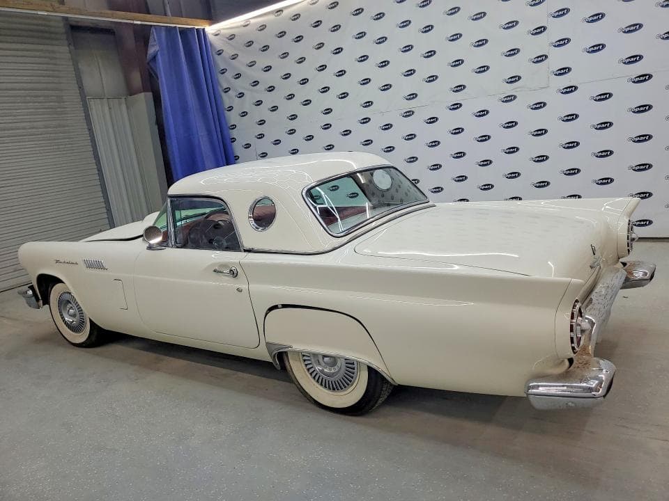 1957 FORD THUNDERBIRD LT 2