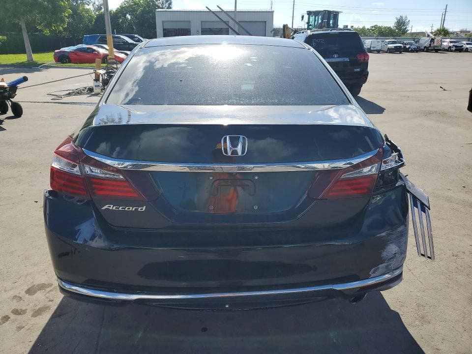 2017 HONDA ACCORD LX 6