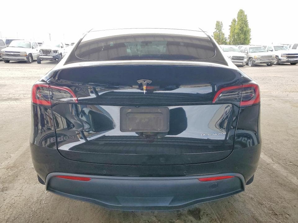 2021 TESLA MODEL Y 6