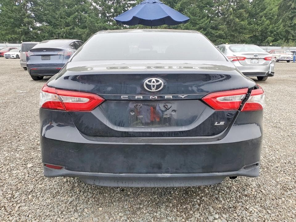 2018 TOYOTA CAMRY LE 6