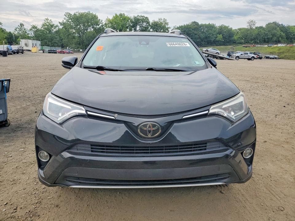 2017 TOYOTA RAV4 LIMITED 5